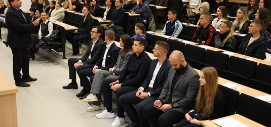  Treći dan Smotre na Kampusu: Studenti upoznali pravo, znanost, umjetnost, more i sport